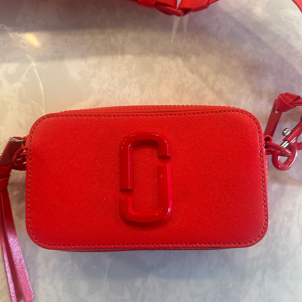 Marc Jacobs snapshot bag.